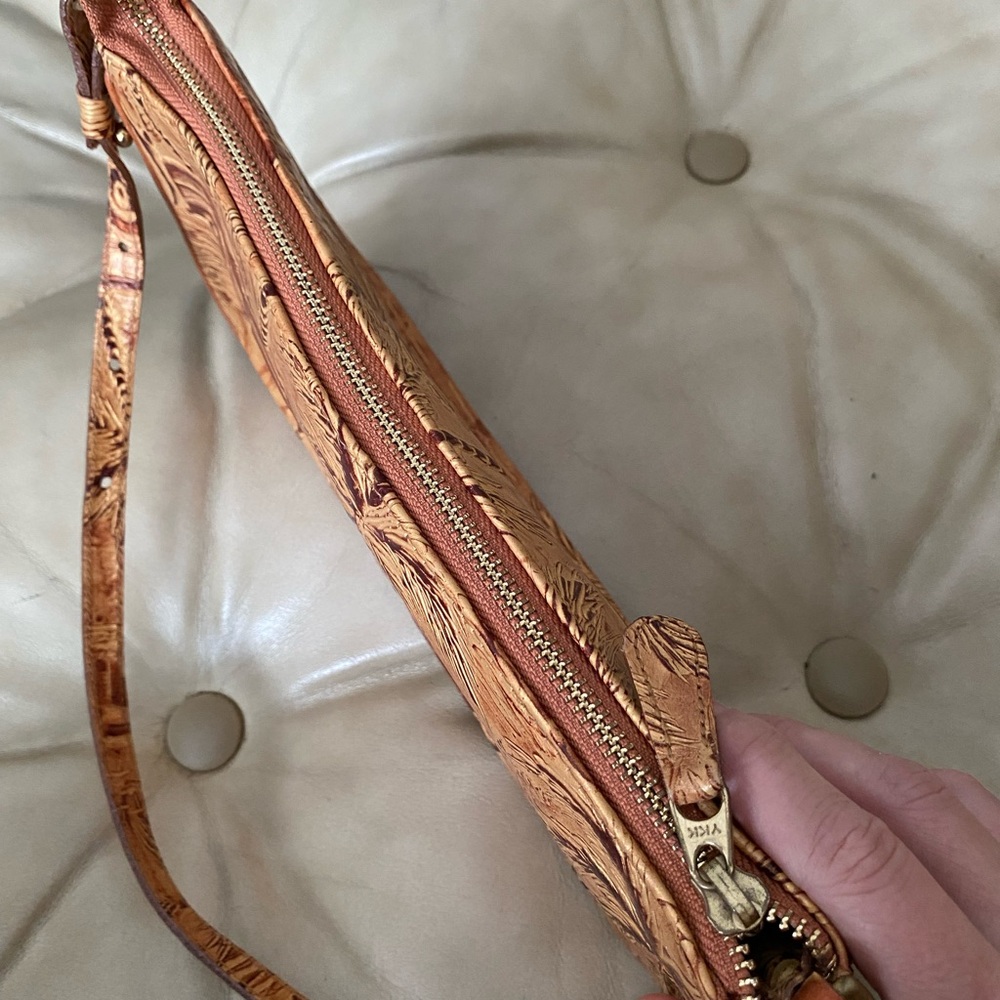 LKNW Brahmin Vintage Copper Copa Cabana Shoulder Bag Leather Palm Car - Picture 9 of 13